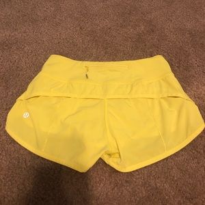 Lululemon speed up shorts 2.5”